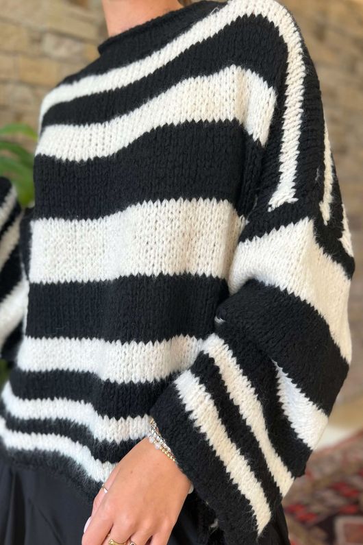 Made in Italy Big Softie Stripe Shortie Knit Black
